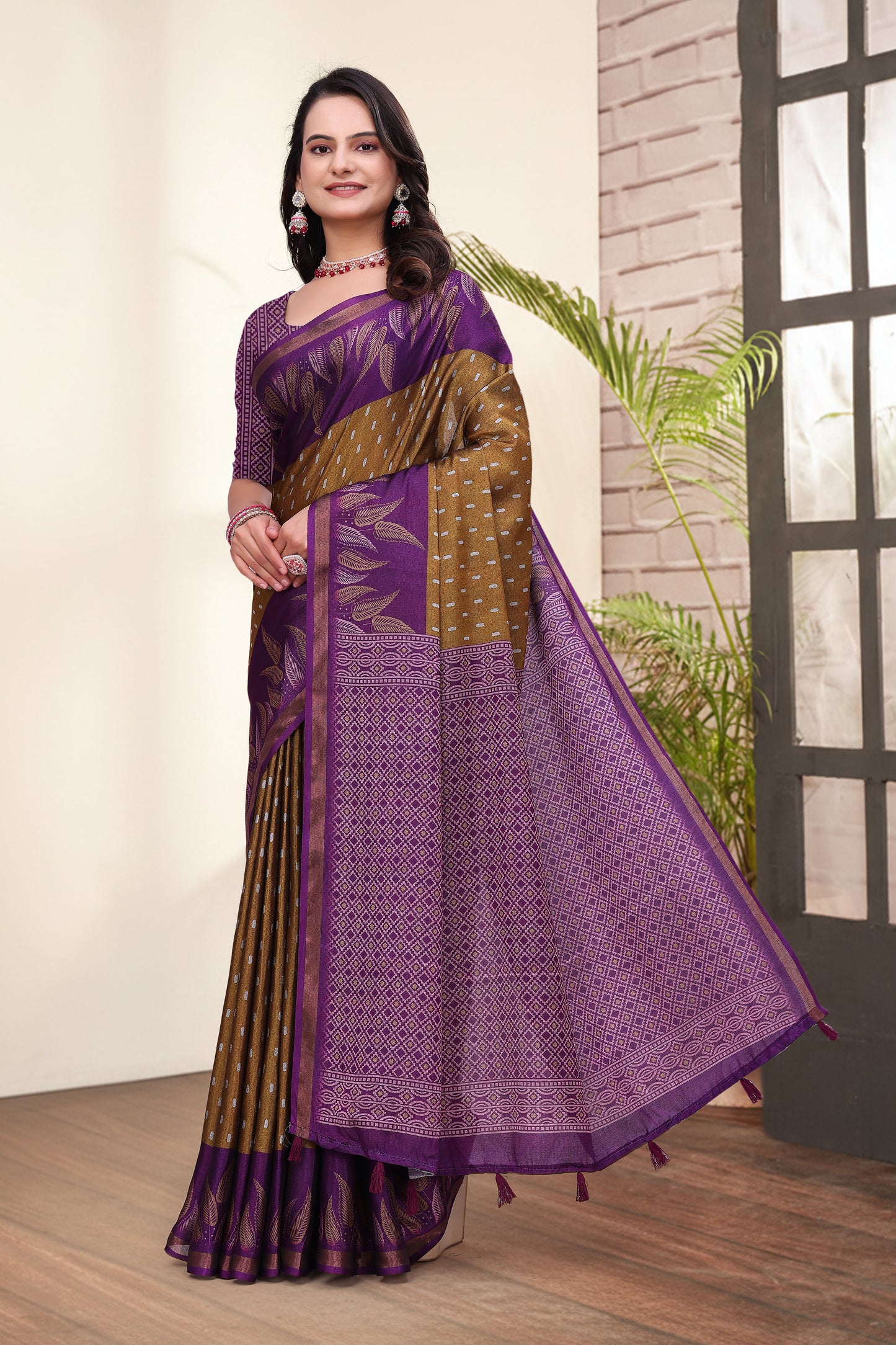 Traditional Brown Mal Cotton Saree with Stylish Pallu