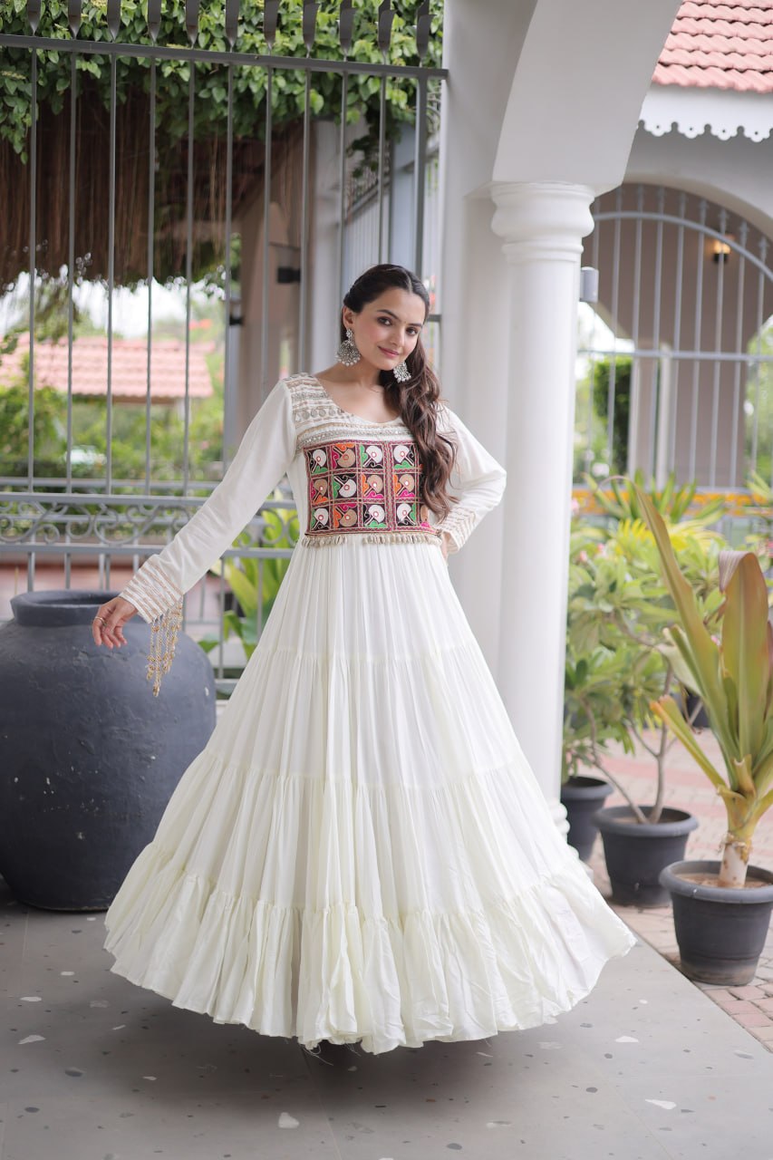 Women’s Navratri Special Embroidered FlareWomen’s Navratri Special Embroidered Gotta Patti & Mirror Work Flared Gownd Gown | Traditional Festive Ethnic Wear (Copy)