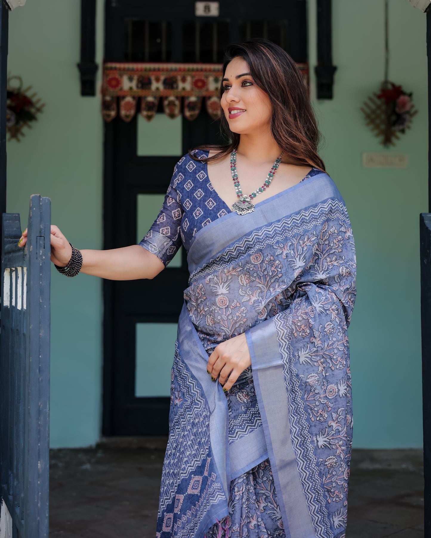 Elegant Grey-Blue Floral Linen Cotton Saree