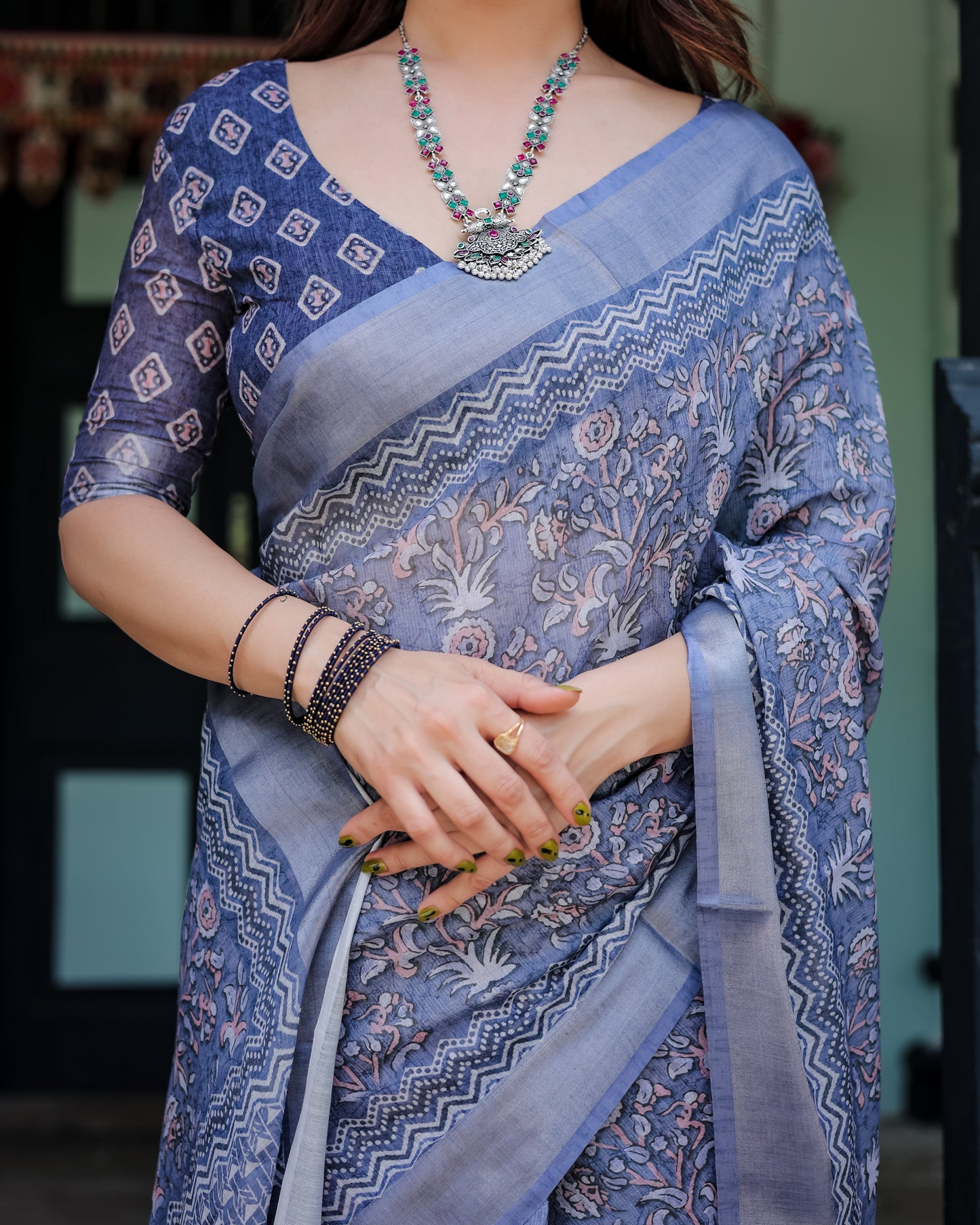 Elegant Grey-Blue Floral Linen Cotton Saree