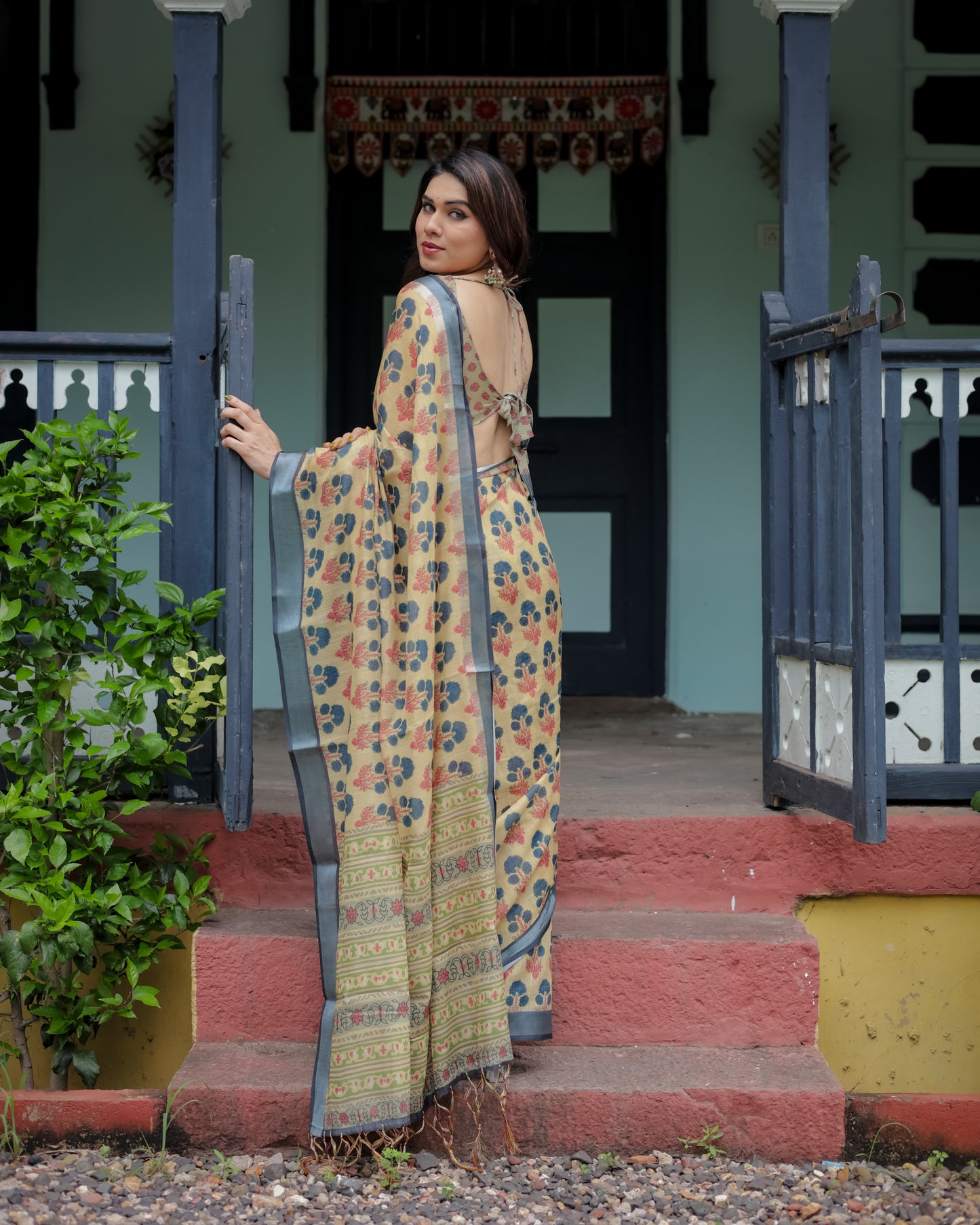 Olive Bloom Linen Cotton Saree