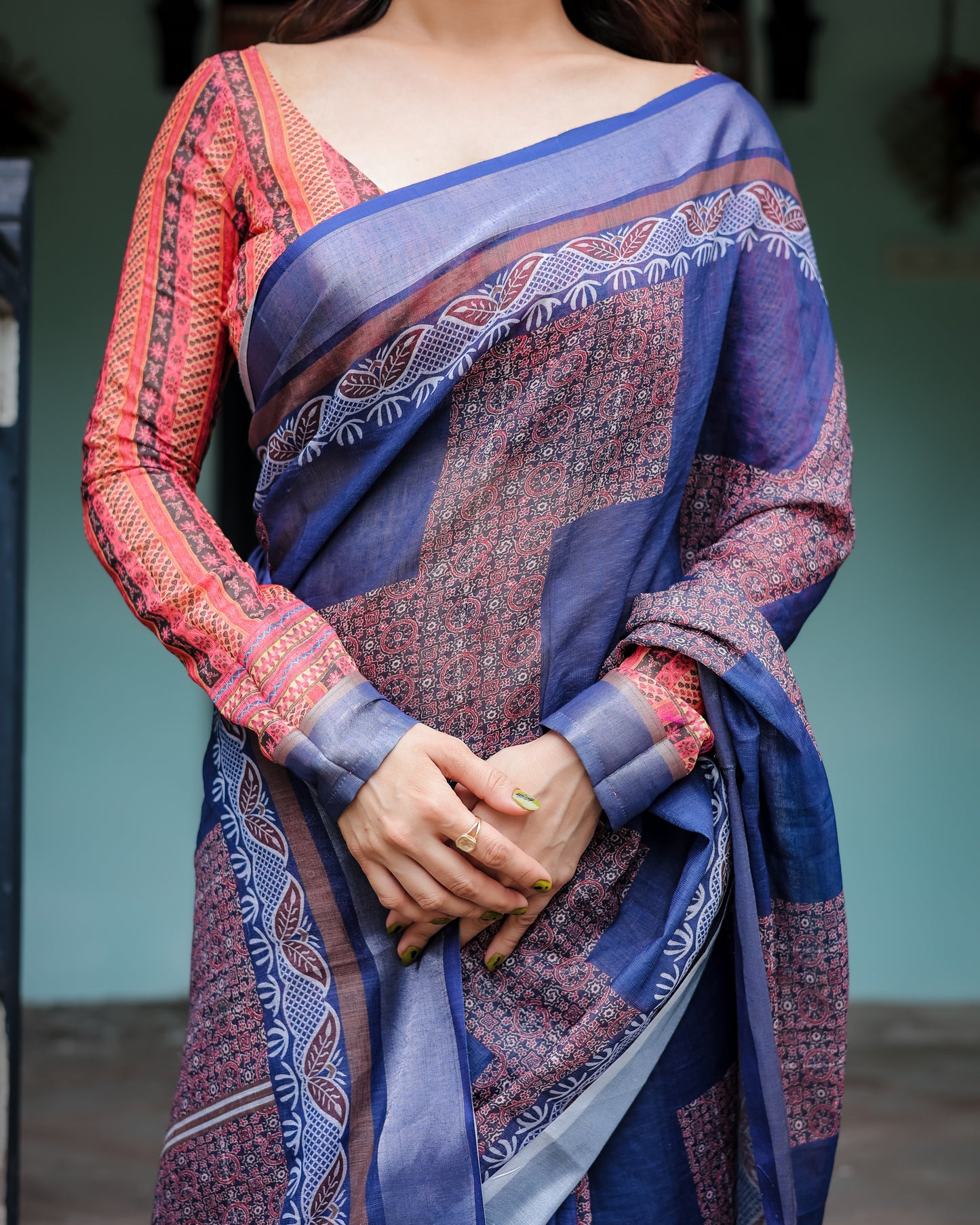 Deep Sapphire Blue Geometric Woven Linen Cotton Saree