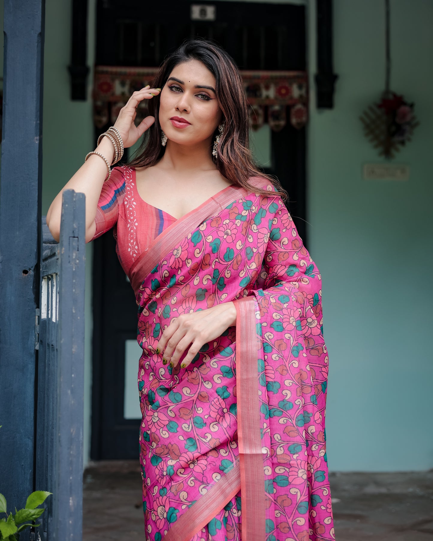 Pink Floral Charm Linen Cotton Saree