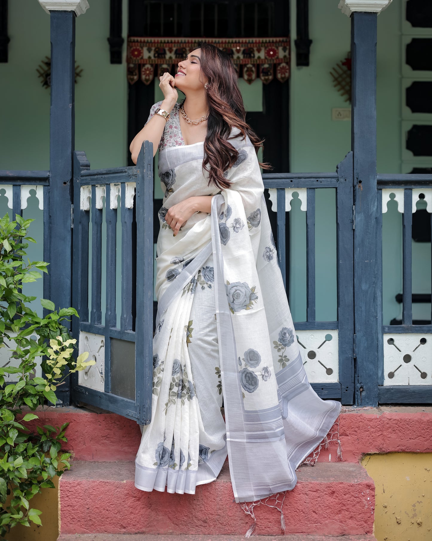 Elegant Floral Printed Linen Cotton Saree