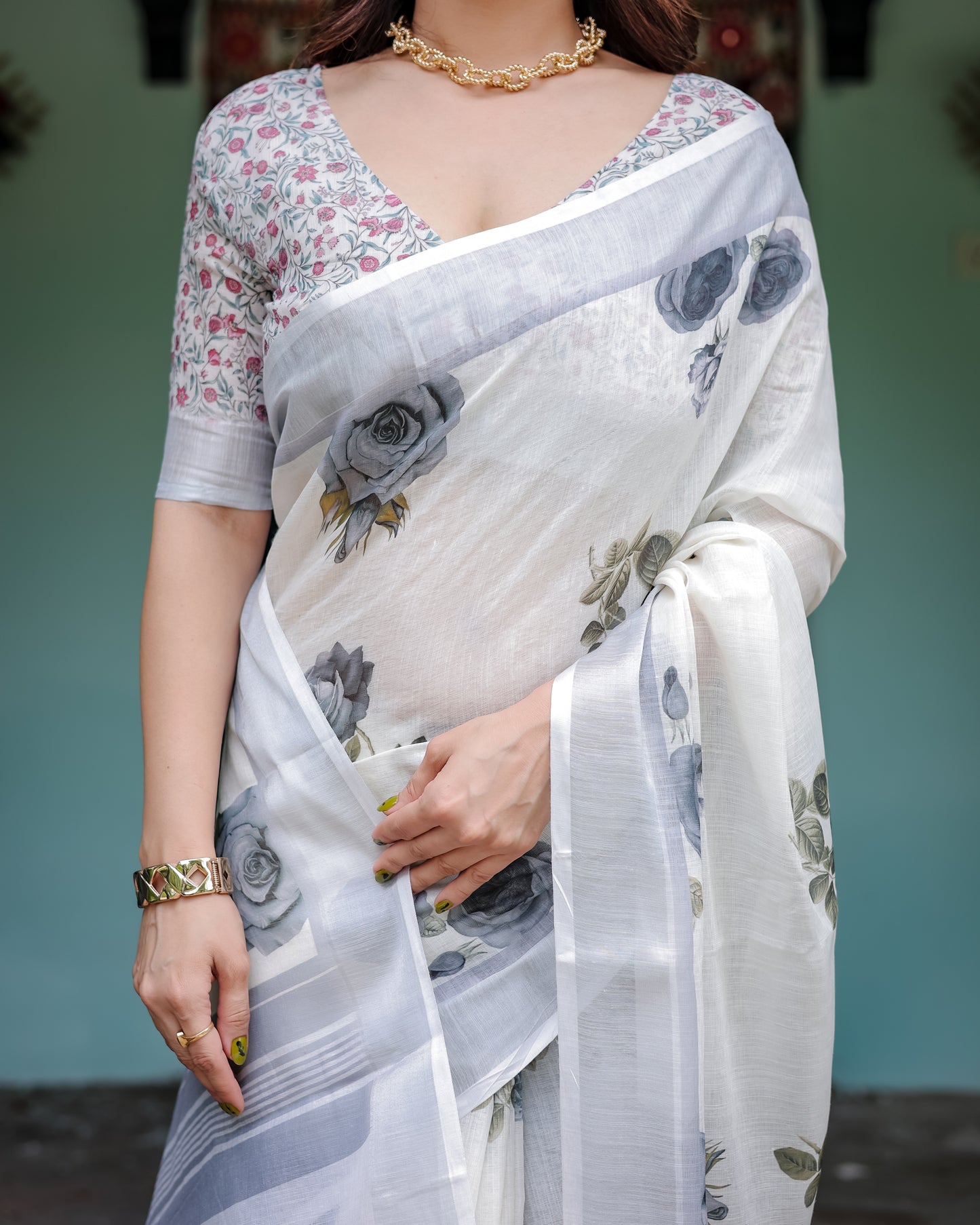 Elegant Floral Printed Linen Cotton Saree