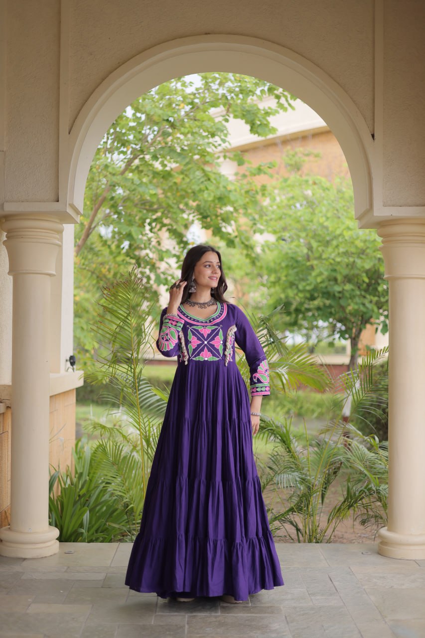 Designer Navratri Kora Cotton Gown with Multi-Thread Embroidery, Mirror & Real Kodi Work – 12 Meter Flair